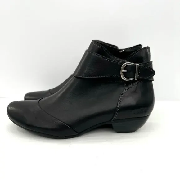 Taos Footwear Women's Addition Leather Side Zip Ankle Boots - Picture 4 of 8